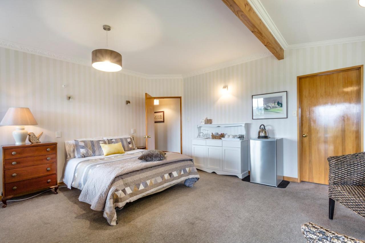 Silver Peaks Lodge Mosgiel Exteriör bild